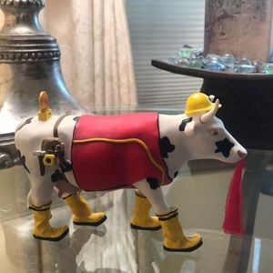 Cow Parade - Udder Cowstruction